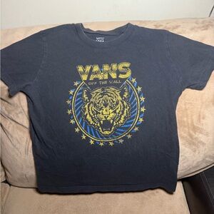 %——>bundle.w.me2/$15 kids tees! Vans Off-The-Wall Kid’s Medium Black Graphic Tee